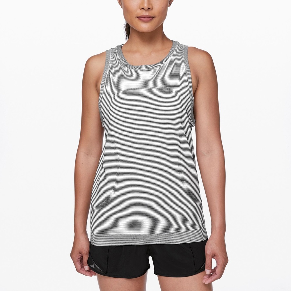 Lululemon swiftly breeze tank relaxed fit, size 4